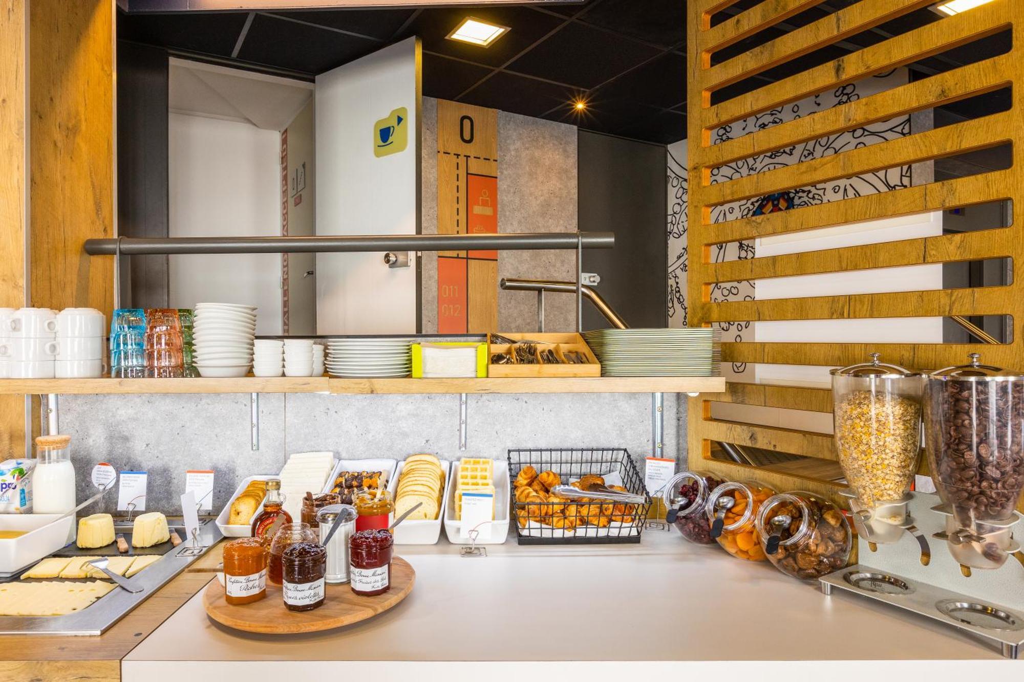 Ibis Budget Angouleme Centre Екстер'єр фото